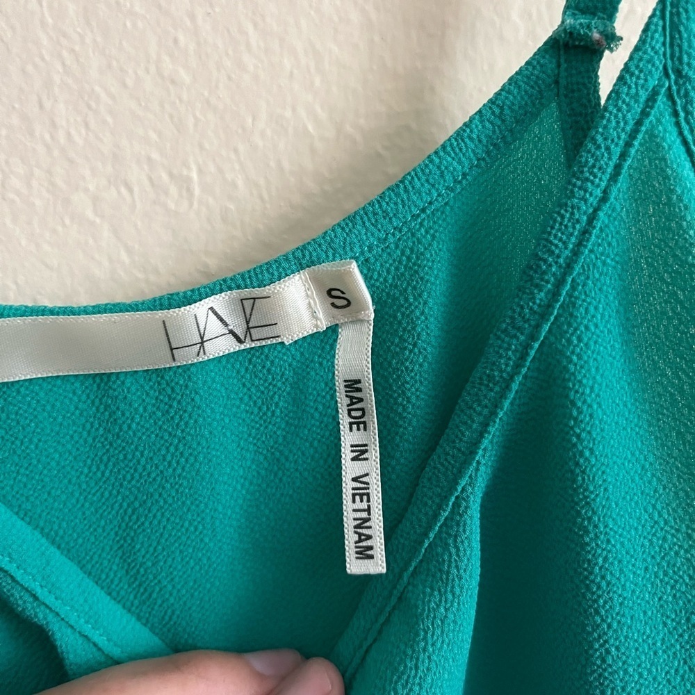 Cropped Tank - Picture 4 of 9